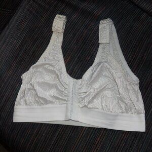 Vintage Clear Point Medical Nursing/Medical Bra Sz 40